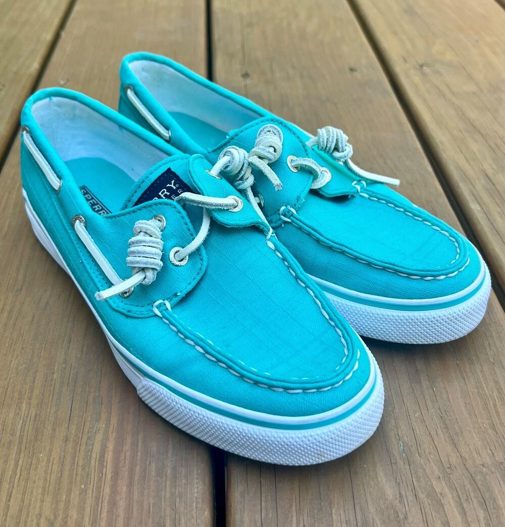 Sperry Top-Sider Lace Up Canvas Casual Boat Shoes in Teal (Women’s Size 7)